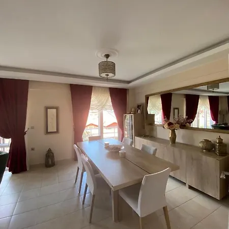 Appartamento Muhtesem Manzarali,lux,havuzlu Dublex Daire Fethiye
